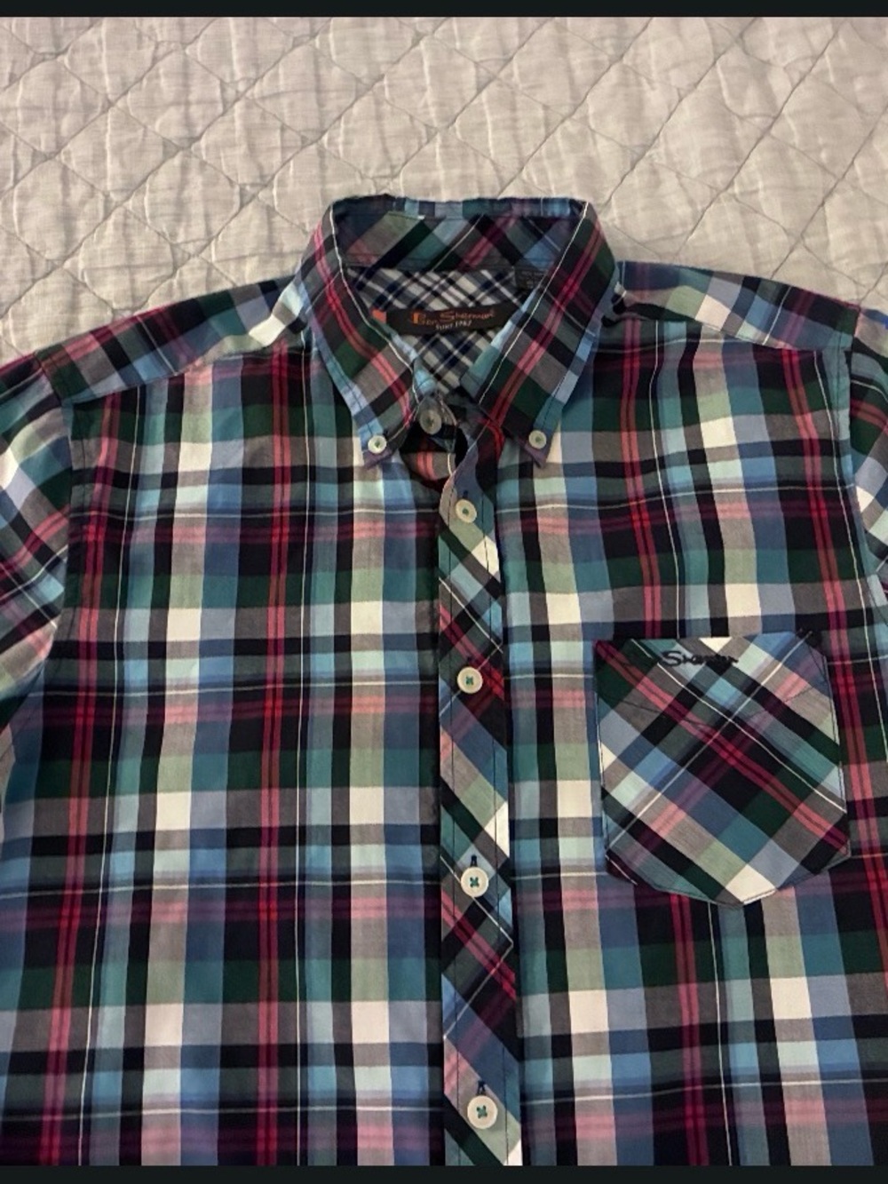Ben Sherman Men’s multi colored button down short sleeve shirt size small